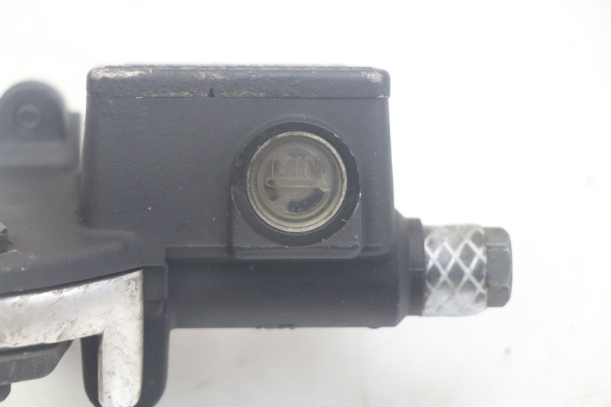 photo de POMPA HAMULCOWA PRZEDNIA APRILIA SCARABEO 100 (2003 - 2012) - Inny kąt widzenia