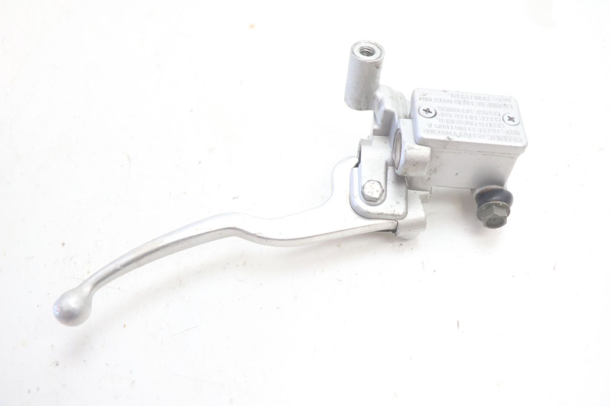 photo de PRZEDNI CYLINDER GŁÓWNY FYM SCOOTERONE 125 (2006 - 2008) - Zbliżenie techniczne