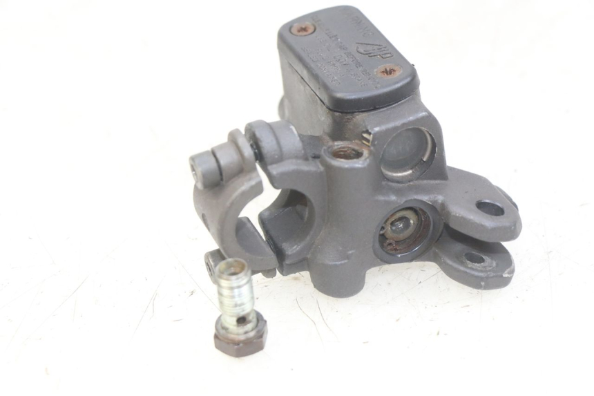 photo de POMPA HAMULCOWA PRZEDNIA GAS-GAS SM ROOKIE 50 (2001 - 2005) - Inny kąt widzenia