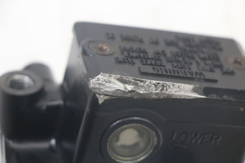 photo de POMPA HAMULCOWA PRZEDNIA TRIUMPH SPEED TRIPLE T301 900 (1994 - 1996) - Punkty mocowania