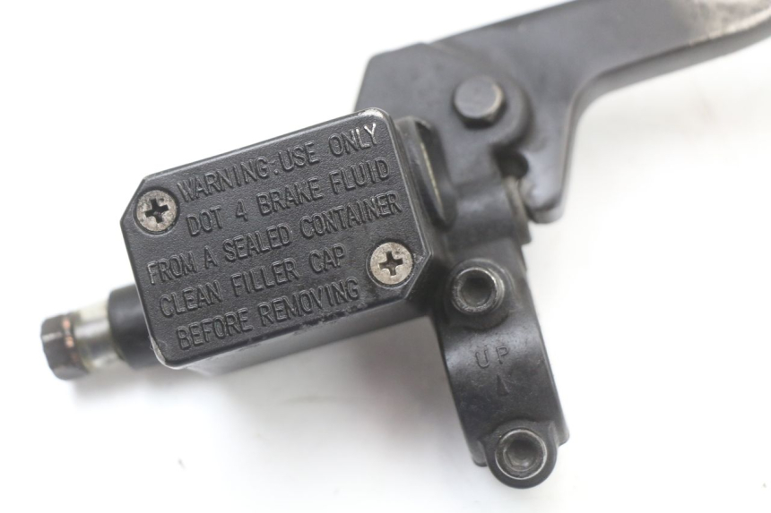 photo de POMPA HAMULCOWA PRZEDNIA APRILIA SR CARB LC 2T 50 (2004 - 2012) - Inny kąt widzenia