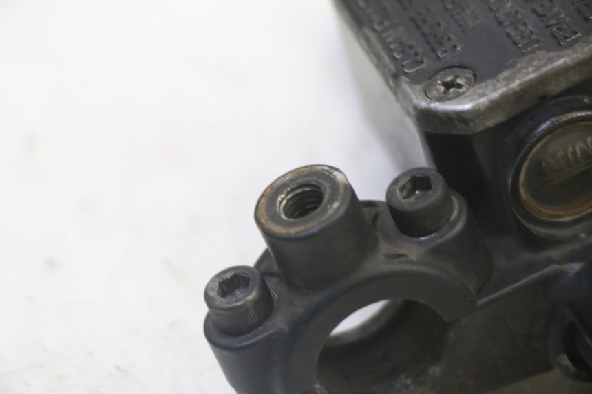 photo de POMPA HAMULCOWA PRZEDNIA APRILIA SR R 2T LC 50 (2018 - 2021) - Zbliżenie techniczne