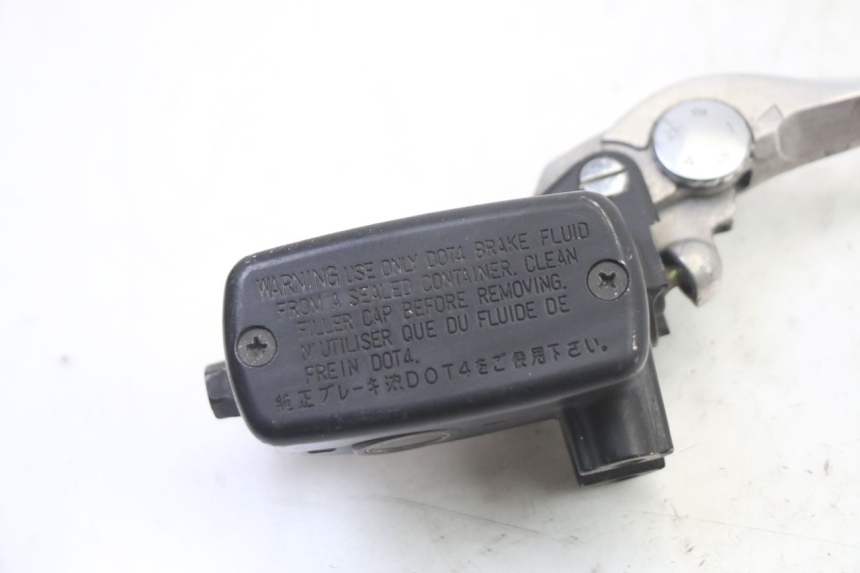 photo de POMPA HAMULCOWA PRZEDNIA HONDA ST PAN EUROPEAN 1300 (2002 - 2013) - Szczegół części