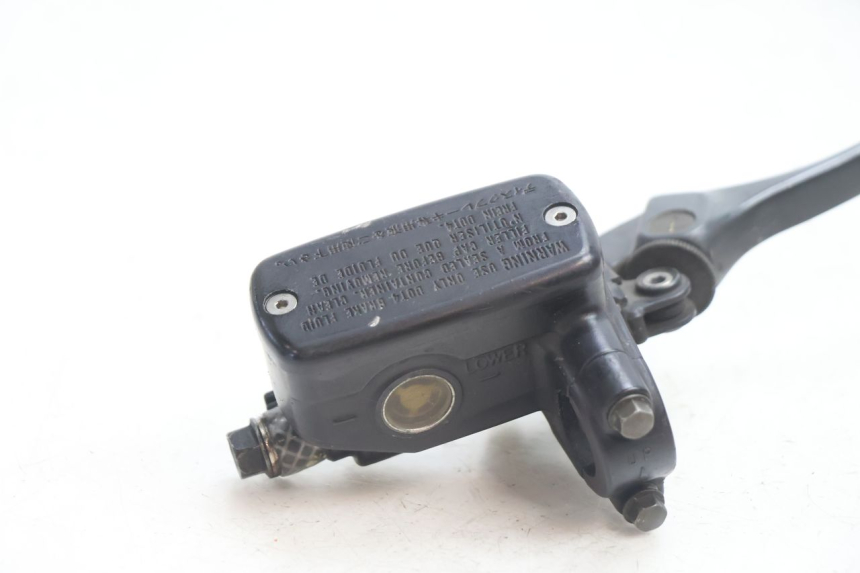 photo de PRZEDNI CYLINDER GŁÓWNY HONDA ST PAN EUROPEAN 1100 (1990 - 2002) - Zoom stanu zużycia