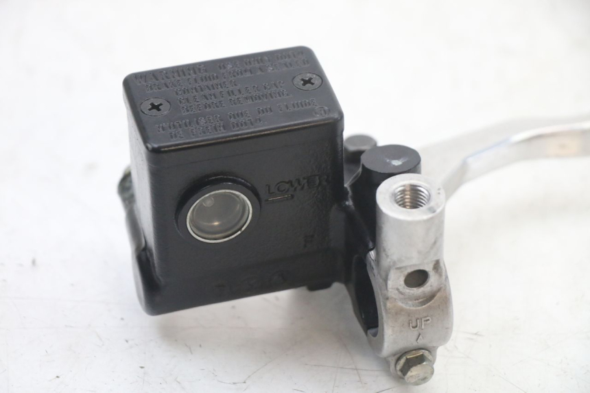 photo de POMPA HAMULCOWA PRZEDNIA SUZUKI BURGMAN 125 (2018 - 2021) - Zoom stanu zużycia