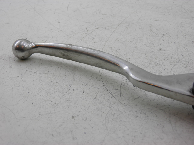 photo de POMPA HAMULCOWA PRZEDNIA SYM GTS 125 (2005 - 2008) - Zoom stanu zużycia