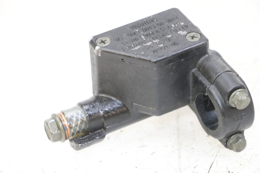 photo de POMPA HAMULCOWA PRZEDNIA SYM ORBIT 2 4T 50 (2008 - 2017) - Inny kąt widzenia