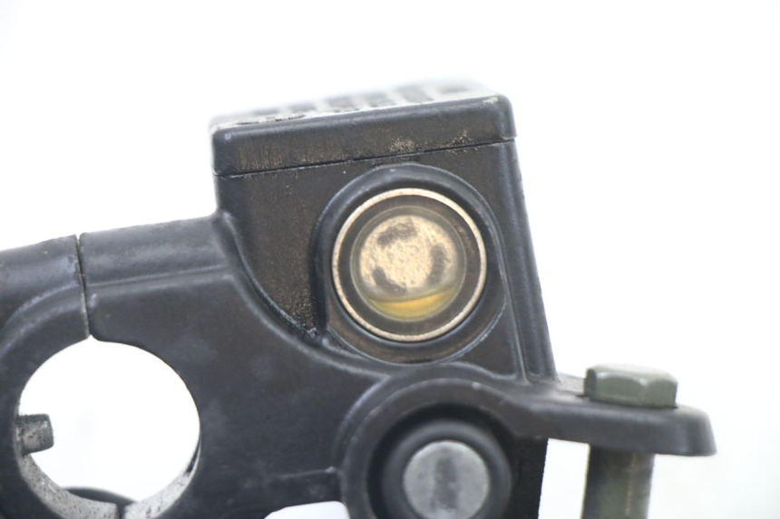 photo de POMPA HAMULCOWA PRZEDNIA SYM ORBIT 2 4T 50 (2008 - 2017) - Inny kąt widzenia