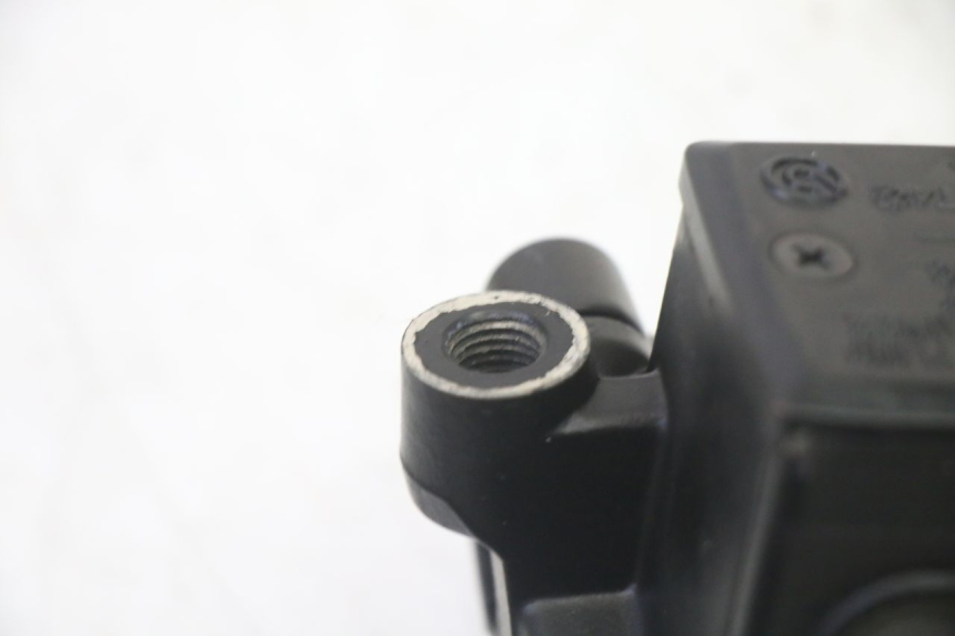 photo de POMPA HAMULCOWA PRZEDNIA YAMAHA TDM ABS 900 (2002 - 2014) - Widok ogólny