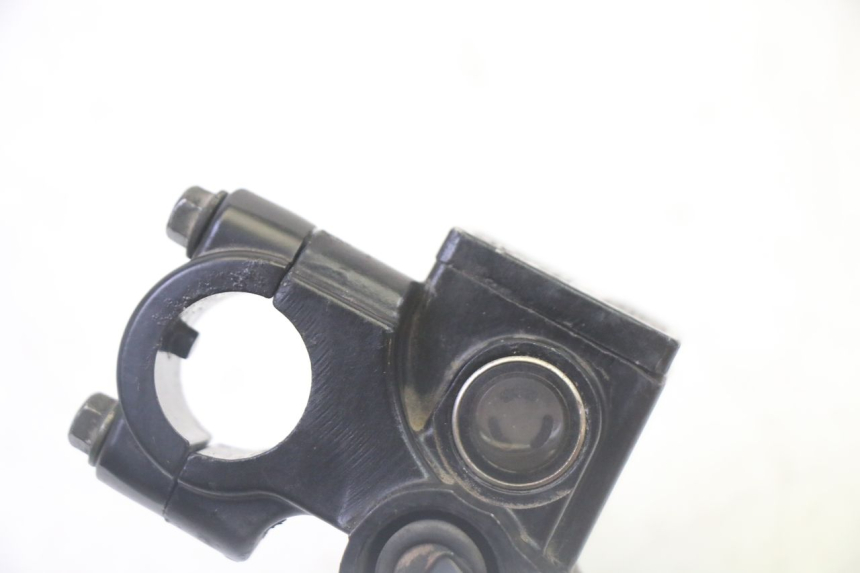 photo de POMPA HAMULCOWA PRZEDNIA PEUGEOT TWEET PRO CARGO 50 (2018 - 2022) - Zbliżenie techniczne