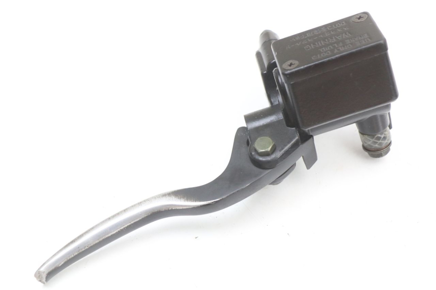 photo de POMPA HAMULCOWA PRZEDNIA PEUGEOT V-CLIC VCLIC 50 (2007 - 2013) - Inny kąt widzenia