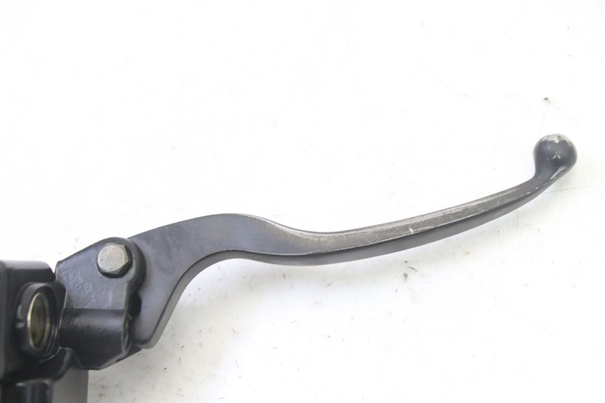 photo de POMPA HAMULCOWA PRZEDNIA PEUGEOT V-CLIC VCLIC 50 (2007 - 2013) - Zoom stanu zużycia