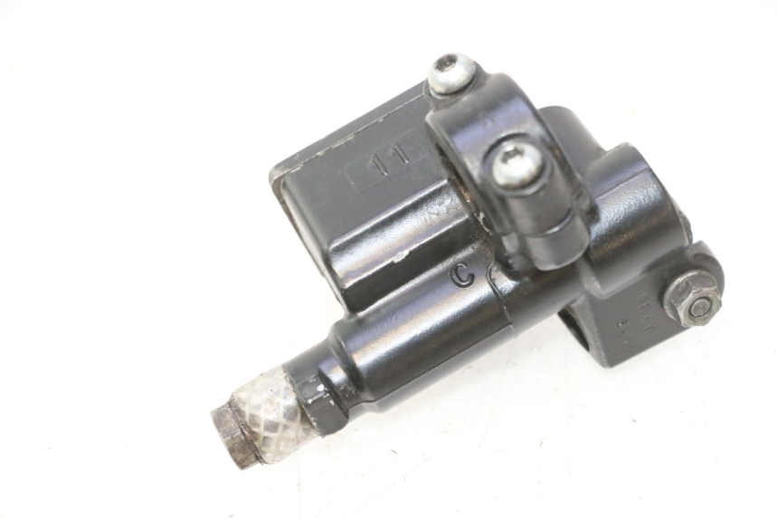 photo de POMPA HAMULCOWA PRZEDNIA PIAGGIO VESPA LX 2T 50 (2005 - 2013) - Inny kąt widzenia