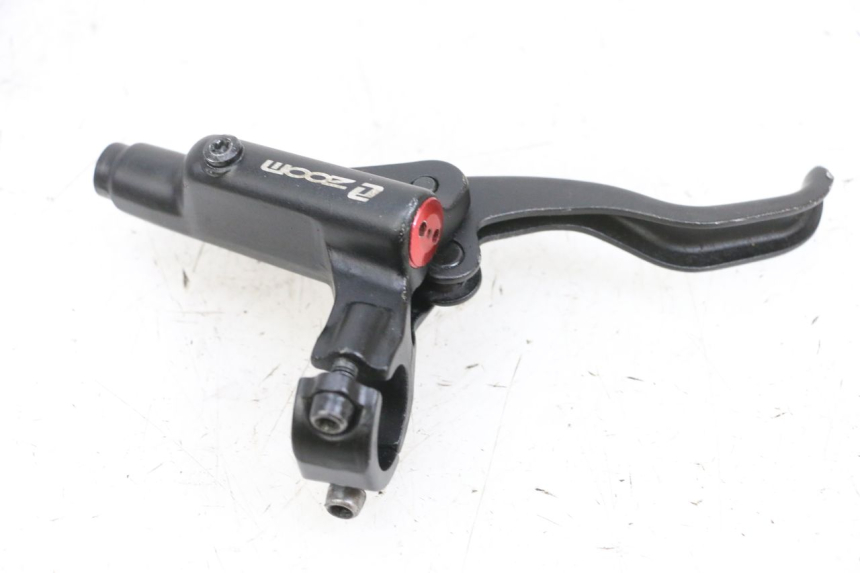 photo de POMPA HAMULCOWA PRZEDNIA DUALTRON VICTOR LIMITED 1 - Widok główny