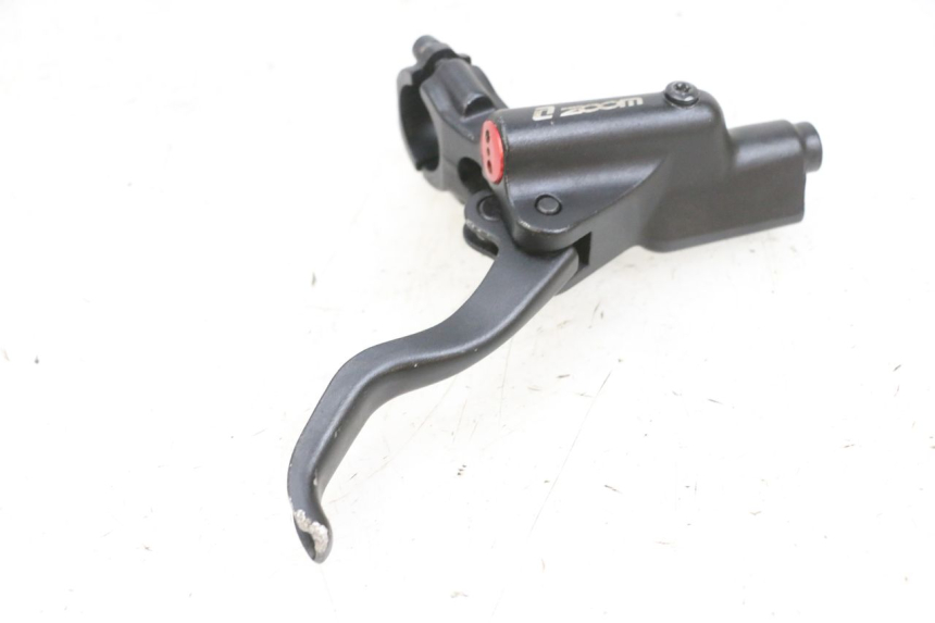 photo de POMPA HAMULCOWA PRZEDNIA DUALTRON VICTOR LIMITED 1 - Stan powierzchni