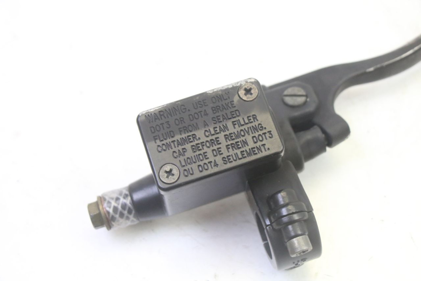 photo de POMPA HAMULCOWA PRZEDNIA PEUGEOT VIVACITY NEW 4T 50 (2008 - 2017) - Szczegół części