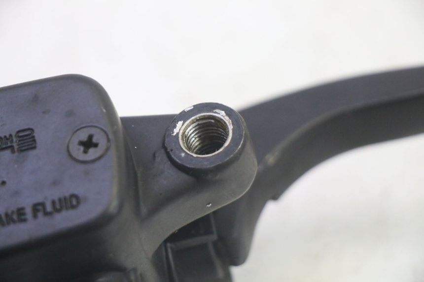 photo de POMPA HAMULCOWA PRZEDNIA DAELIM VJ ROADWIN FI 125 (2008 - 2017) - Zoom stanu zużycia