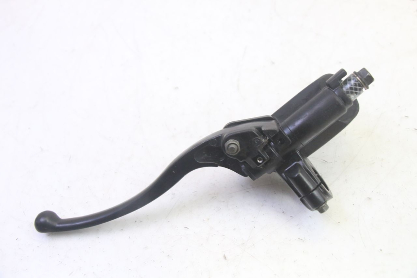 photo de POMPA HAMULCOWA PRZEDNIA DAELIM VJ ROADWIN FI 125 (2008 - 2017) - Punkty mocowania