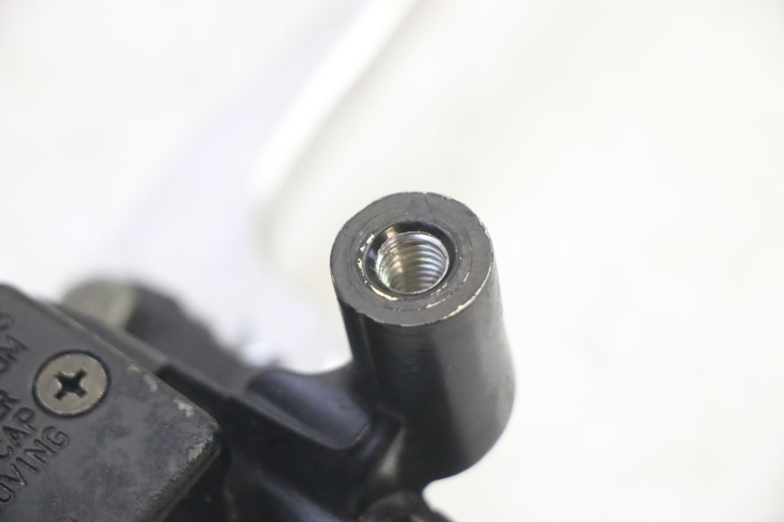 photo de POMPA HAMULCOWA PRZEDNIA MBK WAAP 125 (2008 - 2013) - Zoom stanu zużycia