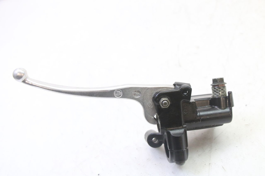 photo de POMPA HAMULCOWA PRZEDNIA MBK WAAP 125 (2008 - 2013) - Punkty mocowania