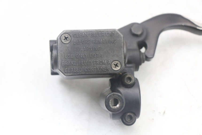 photo de POMPA HAMULCOWA PRZEDNIA YAMAHA XMAX X-MAX 125 (2006 - 2009) - Szczegół części