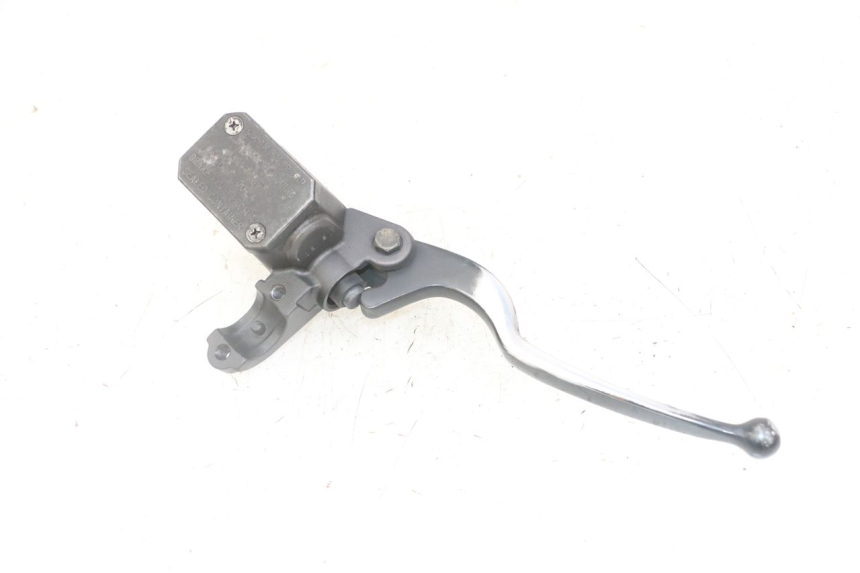 photo de POMPA HAMULCOWA PRZEDNIA YAMAHA X-MAX XMAX 125 (2010 - 2013) - Inny kąt widzenia