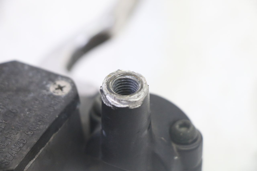 photo de POMPA HAMULCOWA PRZEDNIA YAMAHA X-MAX XMAX 125 (2010 - 2013) - Zoom stanu zużycia