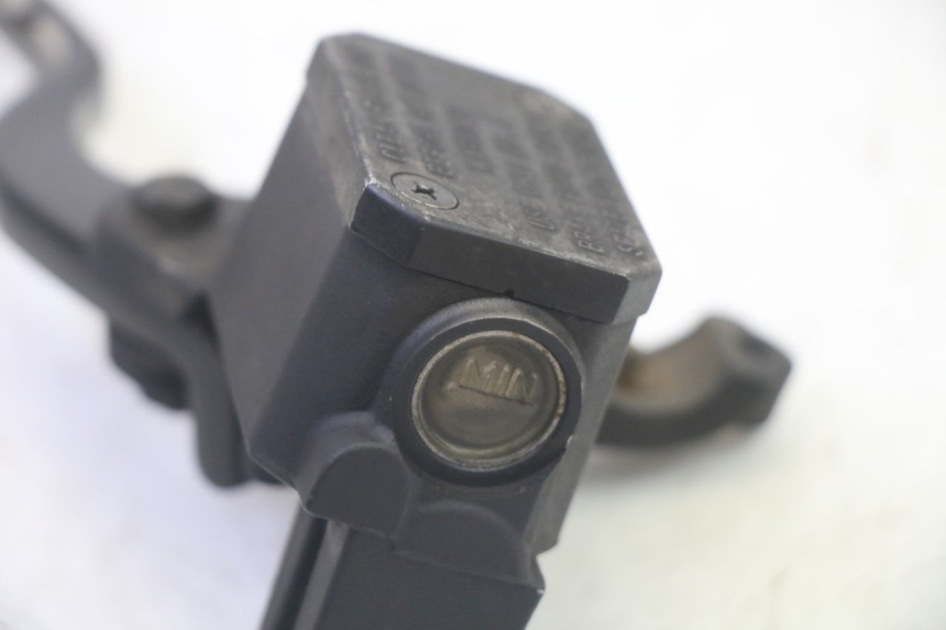 photo de POMPA HAMULCOWA PRZEDNIA YAMAHA X-MAX XMAX 250 (2006 - 2009) - Widok ogólny