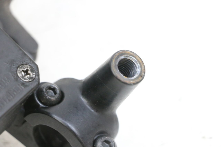 photo de POMPA HAMULCOWA PRZEDNIA YAMAHA X-MAX XMAX 125 (2010 - 2013) - Zoom stanu zużycia