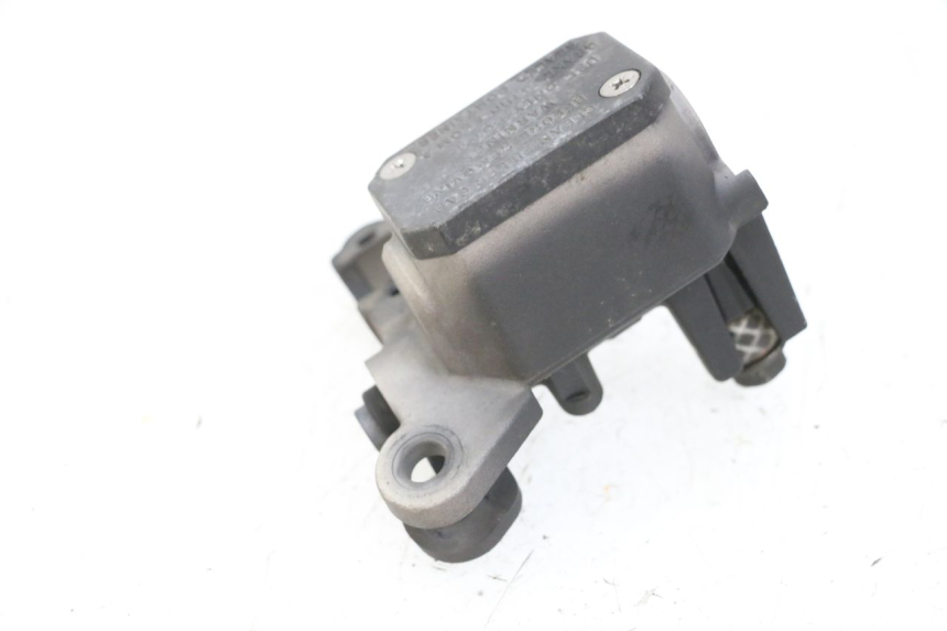 photo de POMPA HAMULCOWA PRZEDNIA YAMAHA X-MAX XMAX 125 (2010 - 2013) - Widok główny