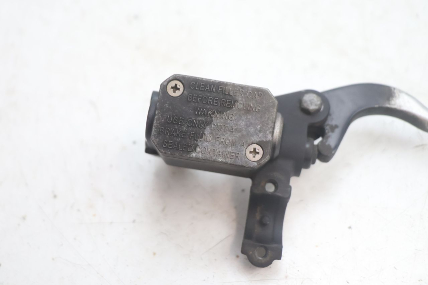 photo de POMPA HAMULCOWA PRZEDNIA YAMAHA XMAX X-MAX 125 (2006 - 2009) - Szczegół części
