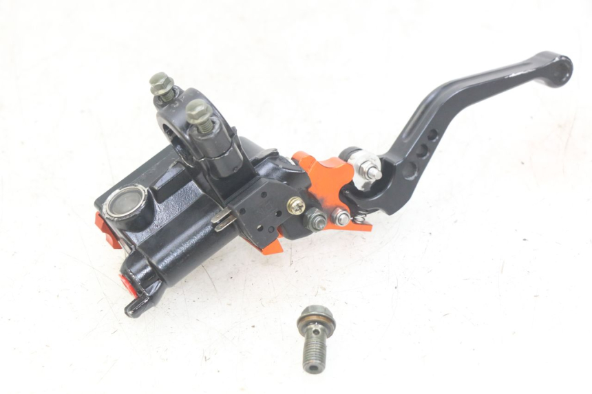 photo de POMPA HAMULCOWA PRZEDNIA ZHEJIANG XMOTOS XB-81 50 - Zoom stanu zużycia