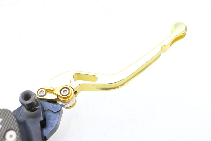 photo de PRZEDNI CYLINDER GŁÓWNY YAMAHA XP T-MAX ABS 500 (2005 - 2005) - Zoom stanu zużycia