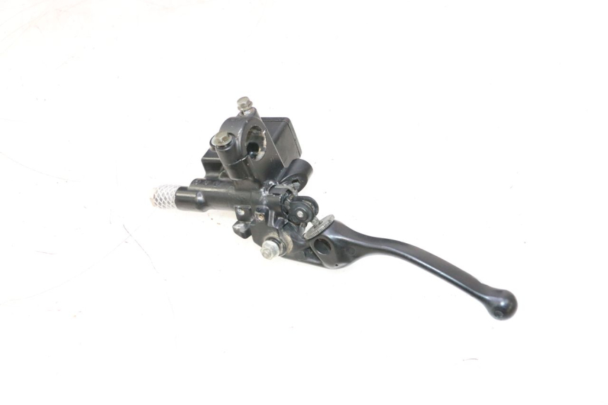photo de PRZEDNI CYLINDER GŁÓWNY HONDA XRV AFRICA TWIN 750 (1990 - 1992) - Zbliżenie techniczne