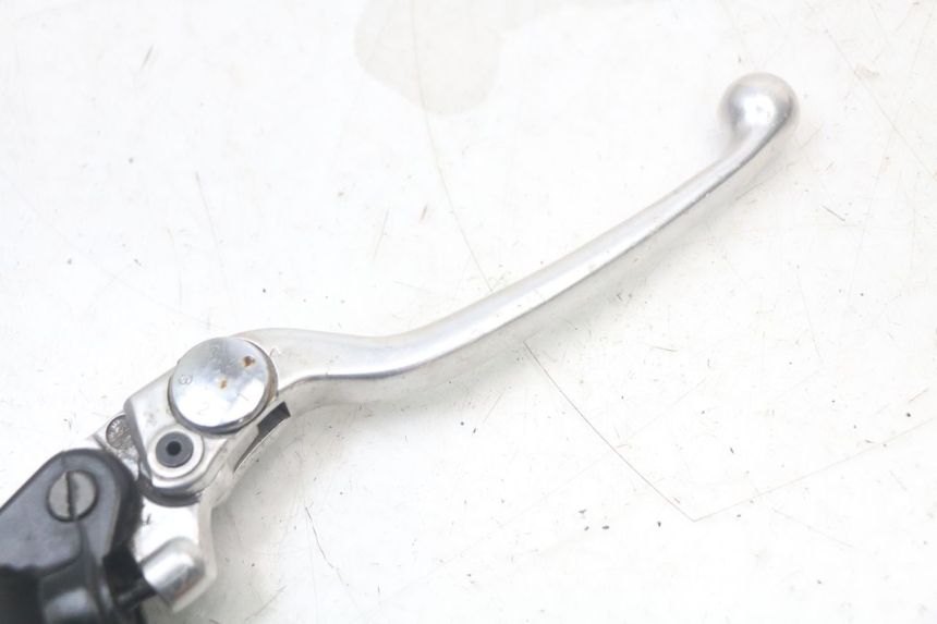 photo de POMPA HAMULCOWA PRZEDNIA YAMAHA FJR ABS 1300 (2006 - 2012) - Zbliżenie techniczne