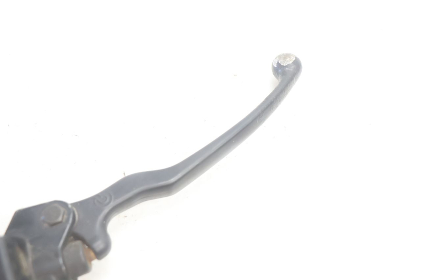 photo de POMPA HAMULCOWA PRZEDNIA YAMAHA YP MAJESTY 125 (2002 - 2006) - Zoom stanu zużycia