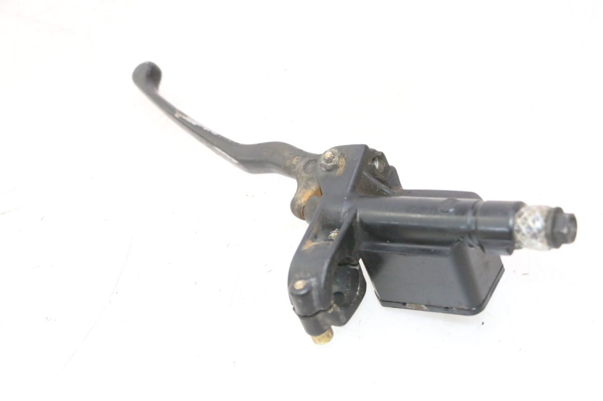photo de POMPA HAMULCOWA PRZEDNIA YAMAHA YP MAJESTY 125 (1998 - 2001) - Zoom stanu zużycia