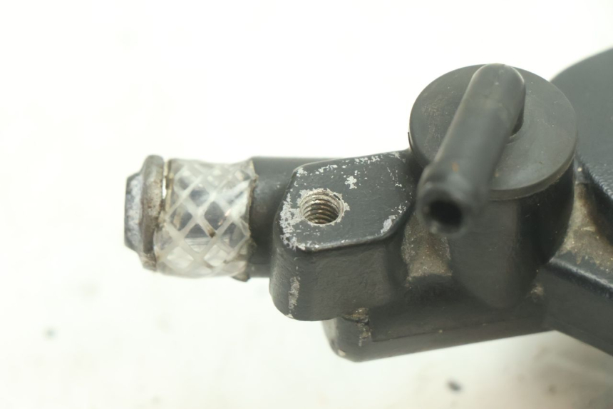 photo de PRZEDNI CYLINDER GŁÓWNY YAMAHA YZF R6 600 (2008 - 2009) - Zoom stanu zużycia