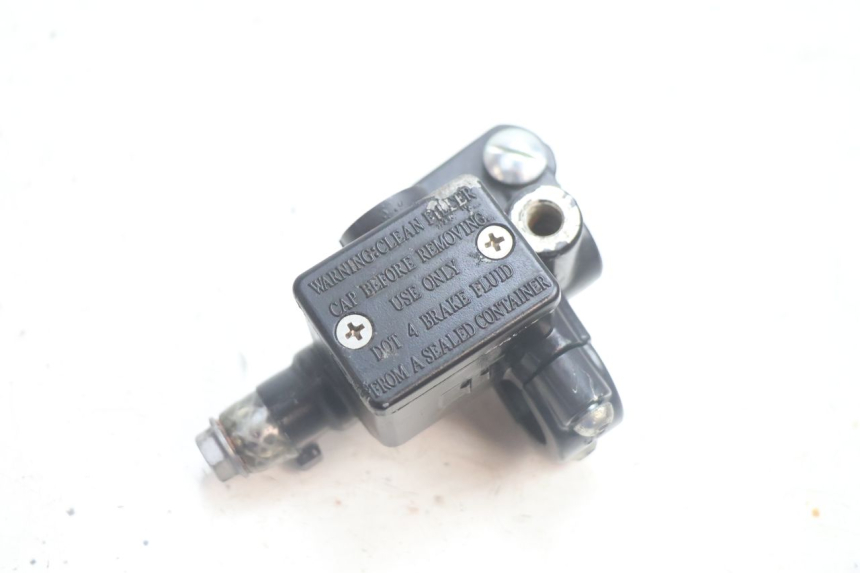 photo de PRZEDNI CYLINDER GŁÓWNY PIAGGIO ZIP IGET 4T 50 (2021 - 2023) - Widok główny
