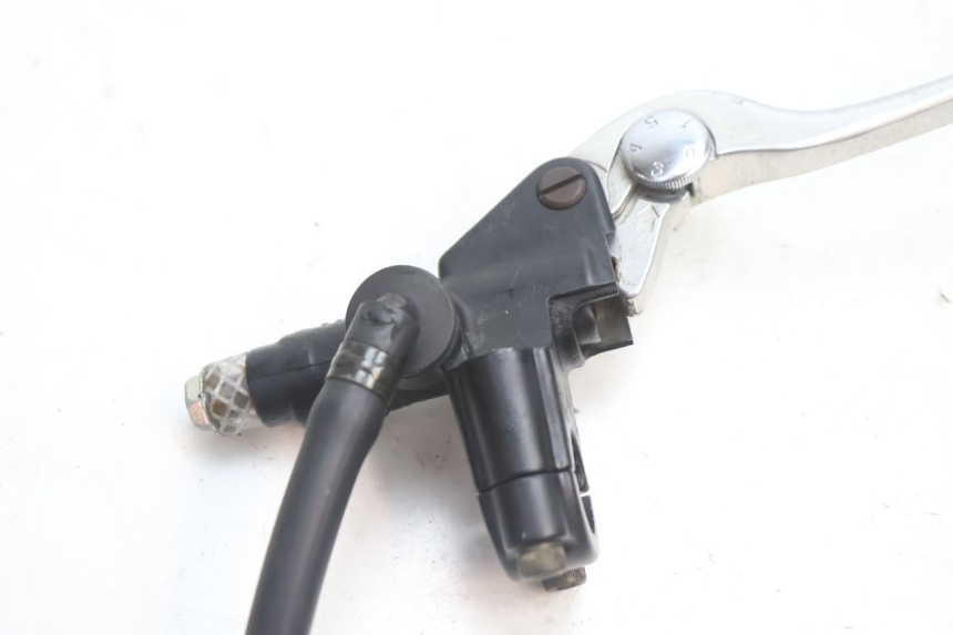 photo de PRZEDNI CYLINDER GŁÓWNY KAWASAKI ZX-6R ZX6R 600 (2000 - 2002) - Szczegół części