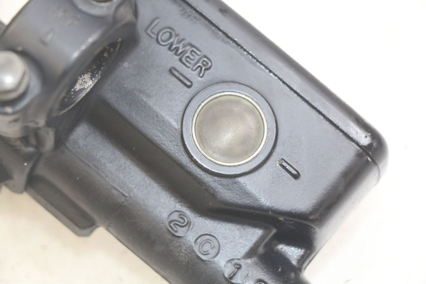 photo de POMPA SPRZĘGŁA HONDA CBR F SC25 1000 (1989 - 1992) - Inny kąt widzenia