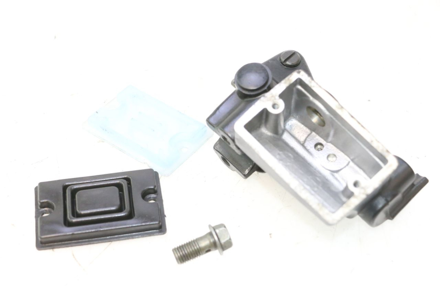 photo de GŁÓWNY CYLINDER SPRZĘGŁA YAMAHA FJR 1300 (2001 - 2005) - Zoom stanu zużycia