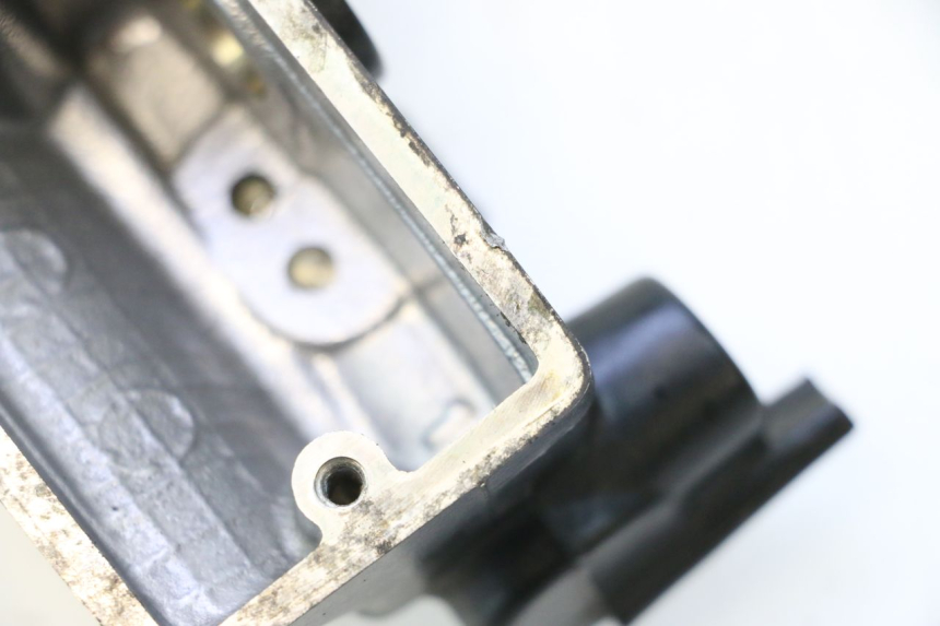 photo de GŁÓWNY CYLINDER SPRZĘGŁA YAMAHA FJR 1300 (2001 - 2005) - Zbliżenie techniczne