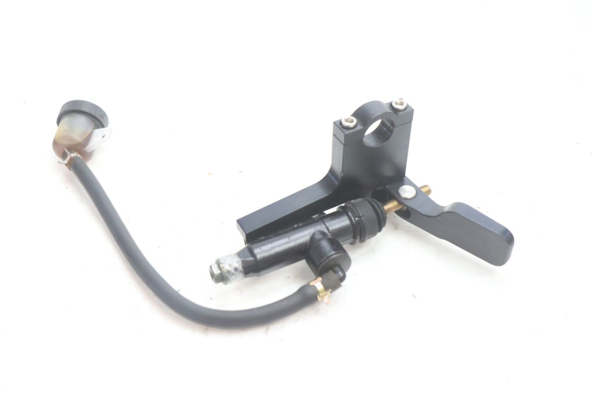 photo de GŁÓWNY CYLINDER SPRZĘGŁA CAN-AM SPYDER RS 1000 (2008 - 2012) - Inny kąt widzenia