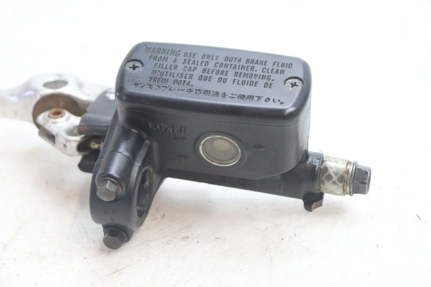 photo de POMPA SPRZĘGŁA HONDA VFR FI RC46 800 (1998 - 2001) - Inny kąt widzenia