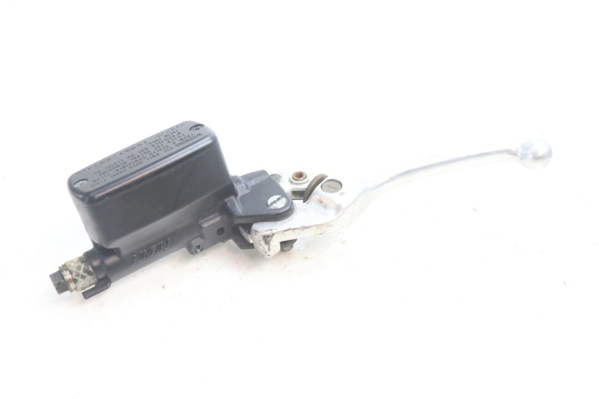 photo de POMPA SPRZĘGŁA HONDA VFR FI RC46 800 (1998 - 2001) - Zbliżenie techniczne