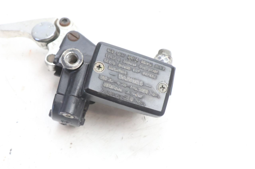 photo de GŁÓWNY CYLINDER SPRZĘGŁA YAMAHA XJR 1300 (1998 - 2002) - Szczegół części