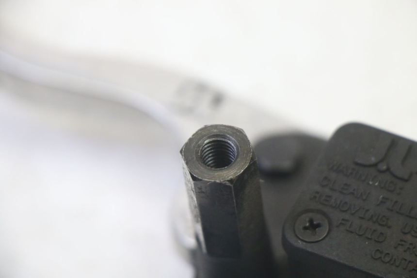 photo de POMPA HAMULCA TYLNEGO QUADRO 4 4D 350 (2015 - 2018) - Zoom stanu zużycia