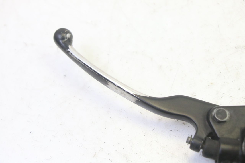 photo de POMPA HAMULCA TYLNEGO ADIVA AD3 300 (2014 - 2020) - Zbliżenie techniczne