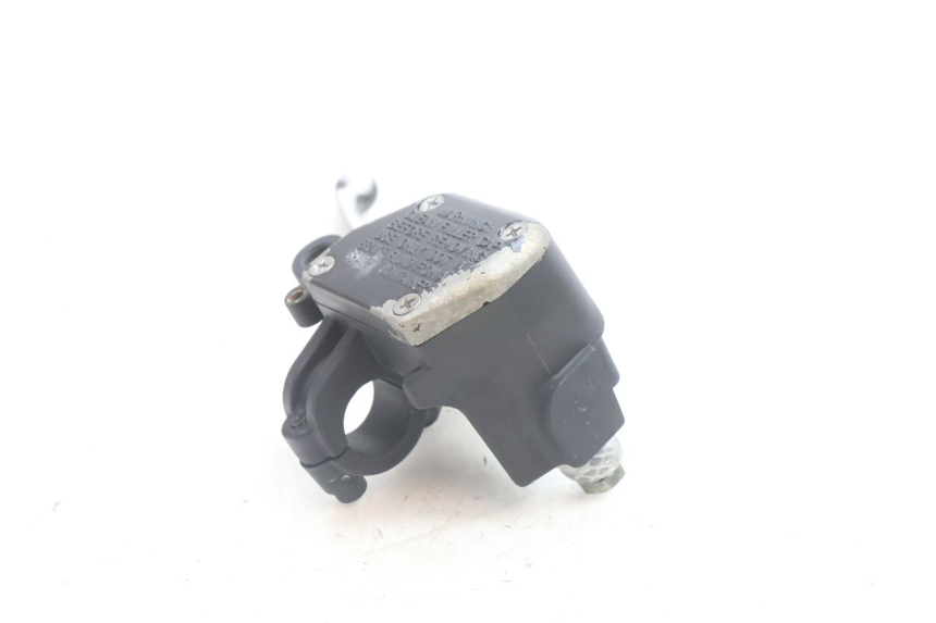 photo de TYLNY CYLINDER HAMULCOWY APRILIA ATLANTIC S 125 (2010 - 2013) - Zbliżenie techniczne